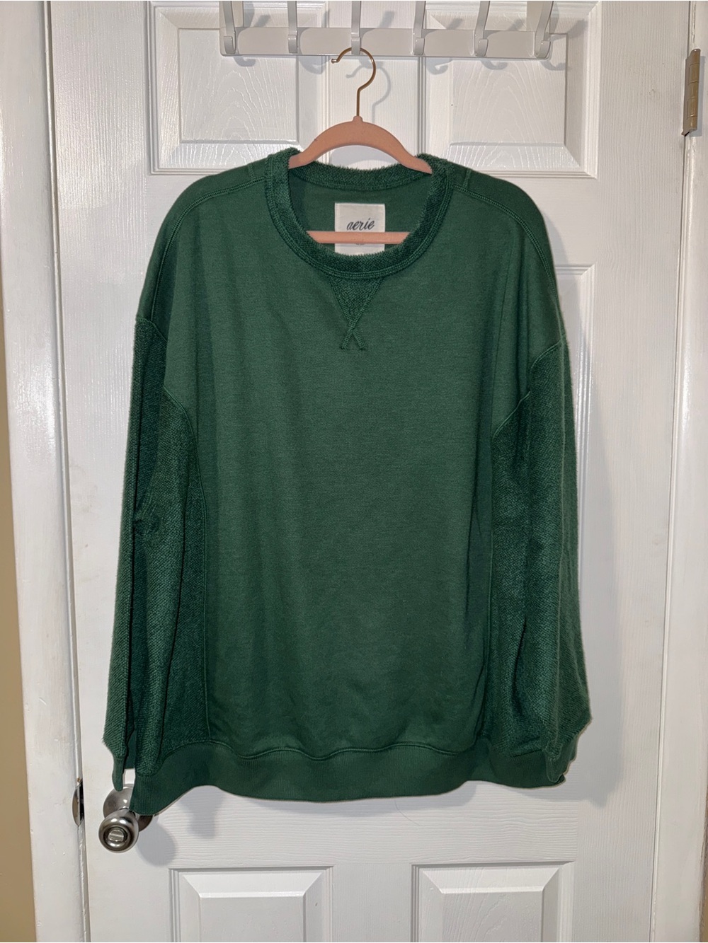 Women’s aerie crewneck sweatshirt size large